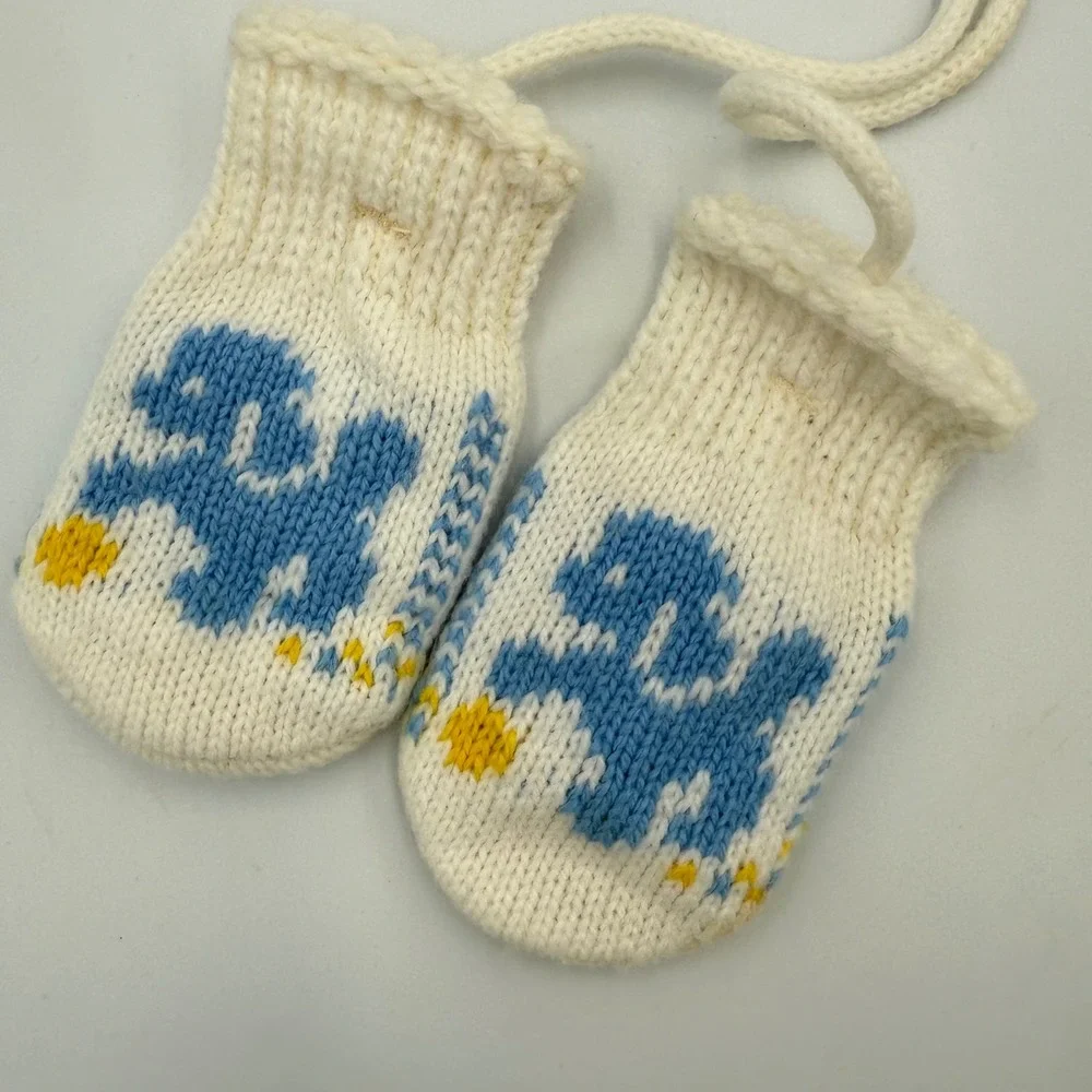 Vtg Knit Baby Mittens |‎ Blue Dog Motif | Infant Size | 1950-60s Era Mid-Century
